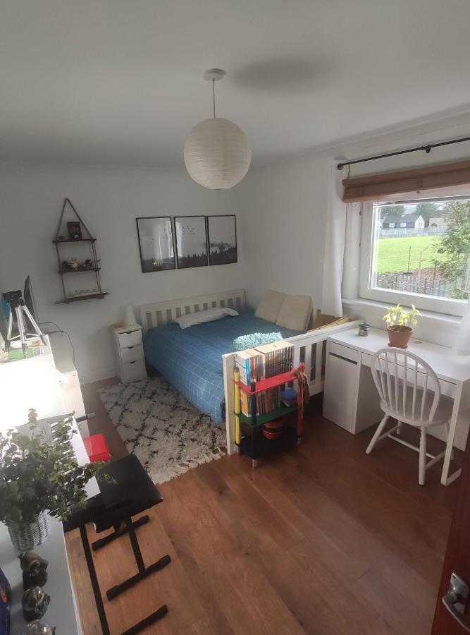 Single Bedroom In Quiet Neighbourhood Glasgow Exteriér fotografie