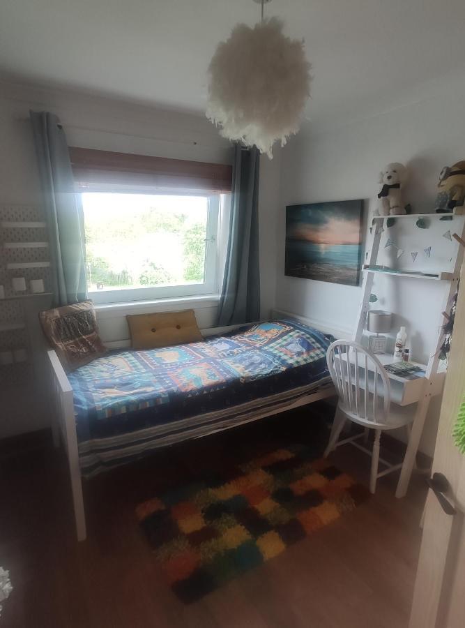 Single Bedroom In Quiet Neighbourhood Glasgow Exteriér fotografie